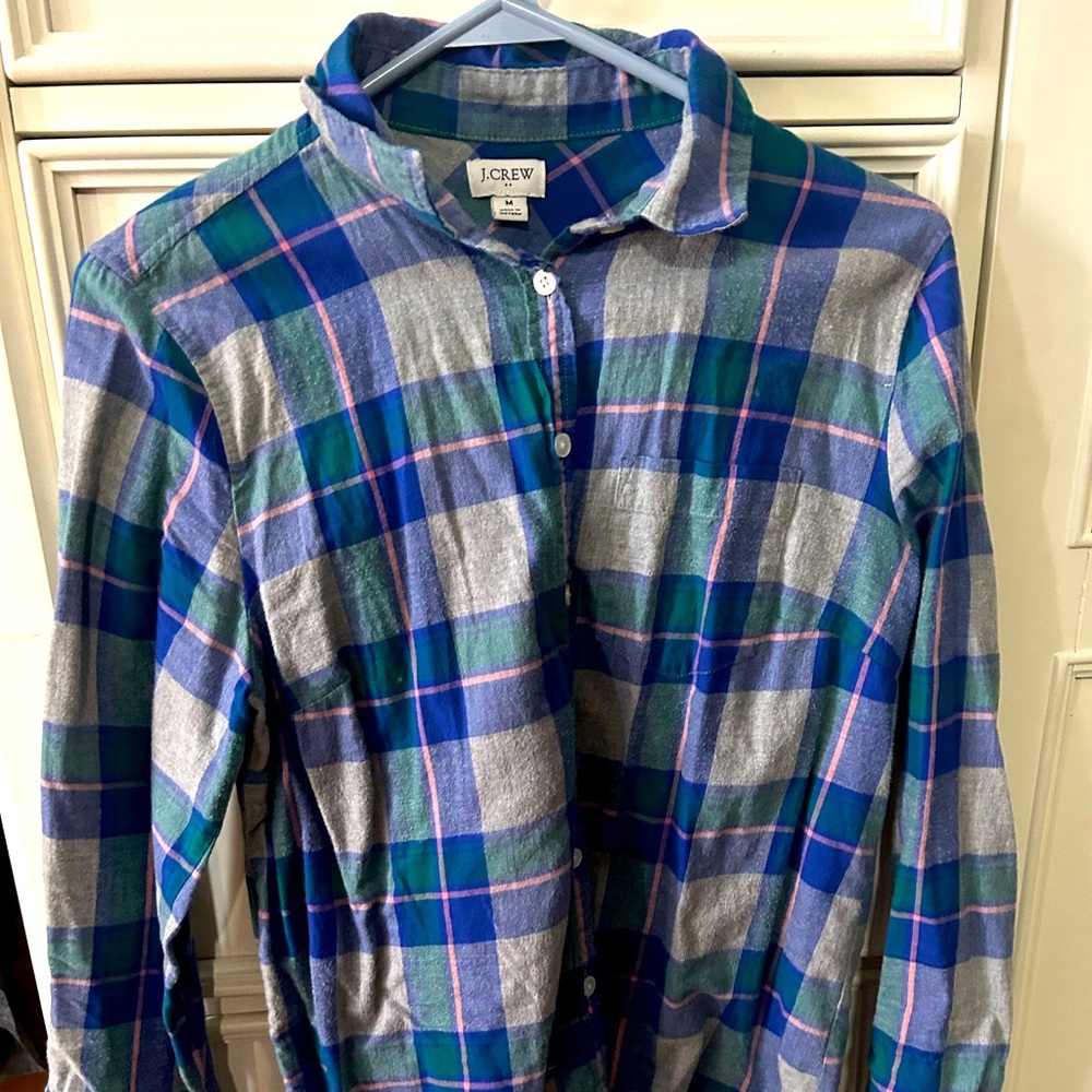 J Crew women’s button down plaid shirt